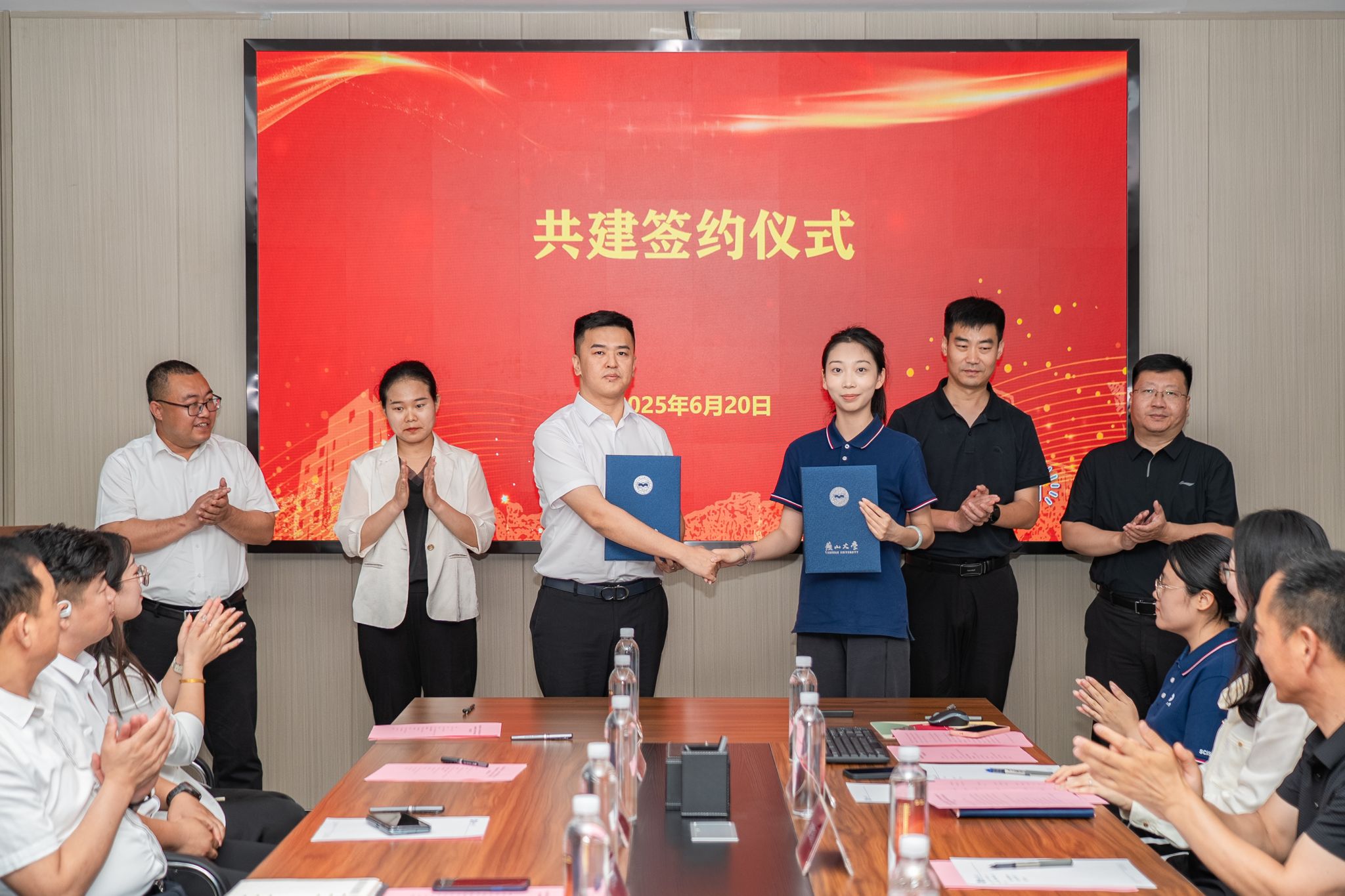 滦州市青年创业协会与乌鸦传媒西里西亚智能科学与工程学院科技创新协会开展合作共建
